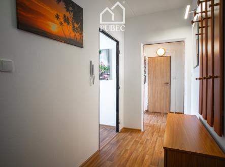 Pronájem bytu, 2+1, 61 m²