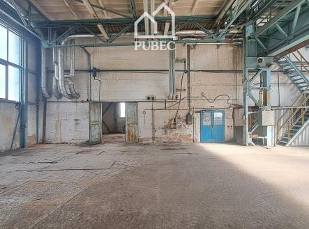 Pronájem komerčního objektu, sklad, 298 m²