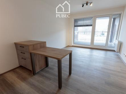 Pronájem bytu, 1+kk, 38 m²