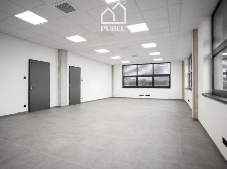 Pronájem obchodní prostor, 107 m²