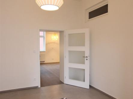 Pronájem bytu, 3+kk, 70 m²