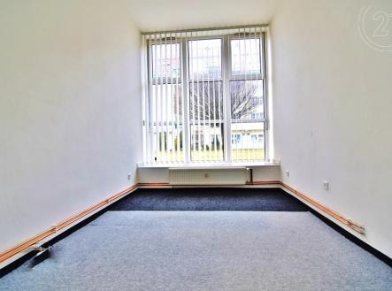 Pronájem kanceláře, 260 m²