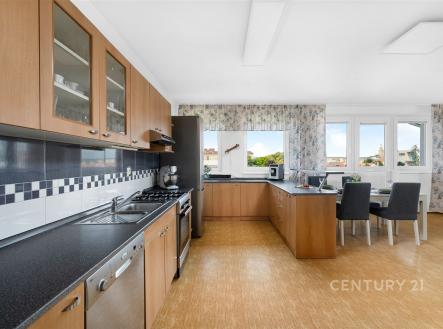 Prodej bytu, 3+kk, 106 m²