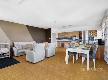 Prodej bytu, 3+kk, 106 m²