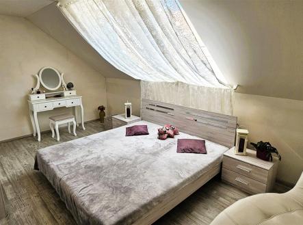 Prodej domu/vily, 200 m²