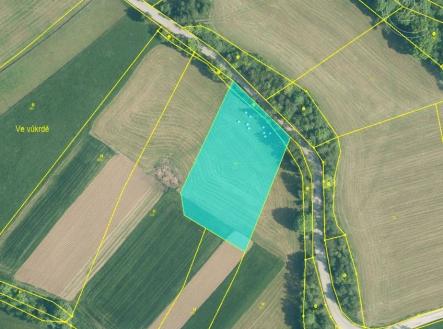 Prodej pozemku pro bydlení, 4 213 m²