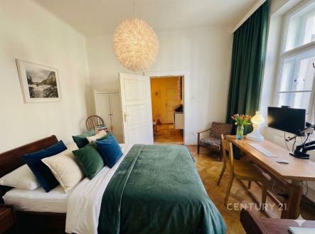 Pronájem bytu, 4+kk, 90 m²