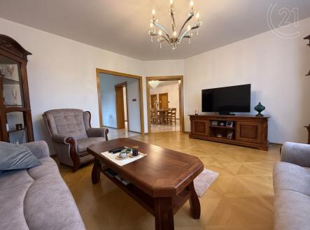 Prodej domu/vily, 275 m²