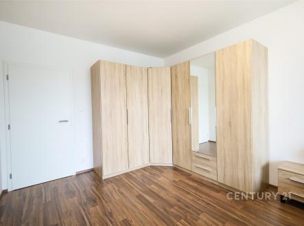 Pronájem bytu, 2+kk, 76 m²