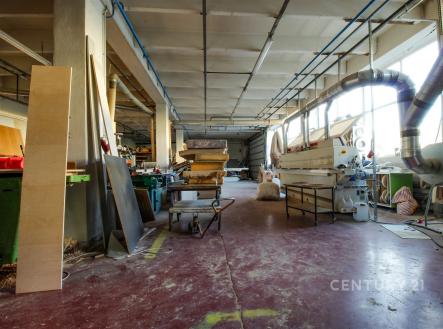 Pronájem skladovací prostor, 535 m²