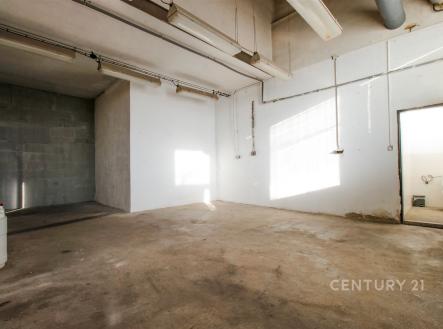 Pronájem výrobní prostor, 227 m²