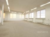 Pronájem kanceláře, 262 m²