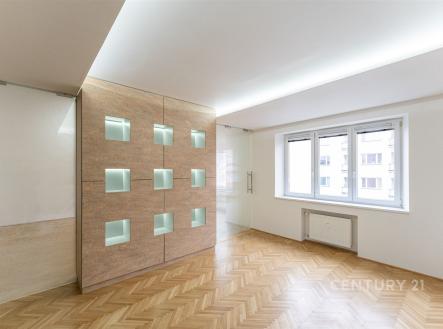 Pronájem bytu, 2+1, 89 m²