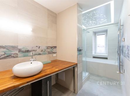 Pronájem bytu, 2+1, 89 m²