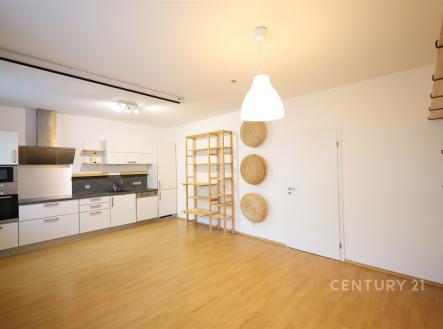 Pronájem bytu, 3+kk, 100 m²