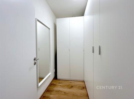 Pronájem bytu, 3+kk, 71 m²