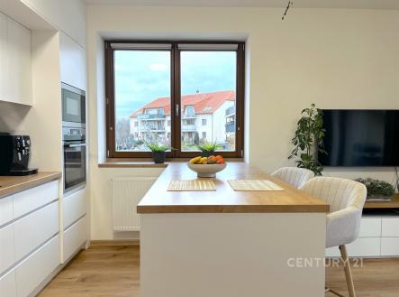 Pronájem bytu, 3+kk, 71 m² obrázek