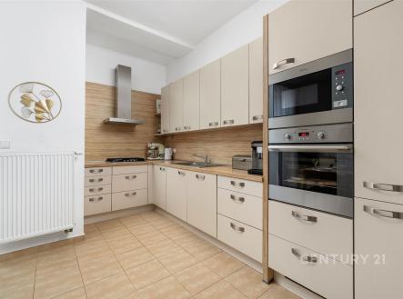 Prodej bytu, 5+kk, 146 m²