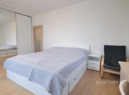 Pronájem bytu, 2+kk, 66 m²