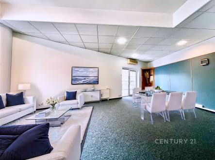 Pronájem bytu, 2+1, 56 m²