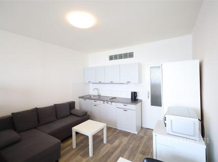 Pronájem bytu, 1+kk, 29 m²