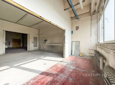 Pronájem výrobních prostor se zázemím (280m²)