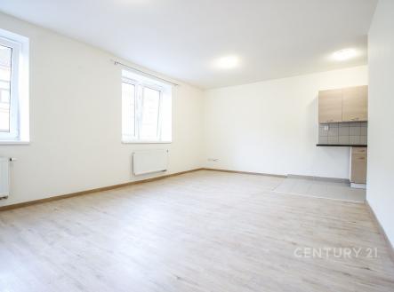 Pronájem bytu, 1+kk, 36 m²