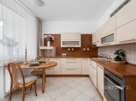 Prodej bytu, 2+1, 65 m²