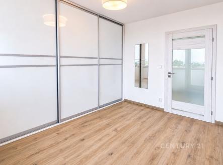 Pronájem bytu, 2+1, 56 m²