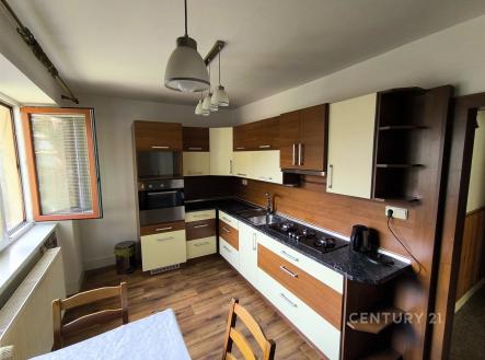 Pronájem bytu, 2+1, 61 m²