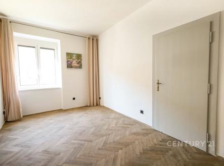 Pronájem bytu, 2+1, 72 m²