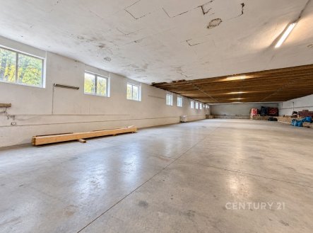 Prodej skladu, 1 400 m²