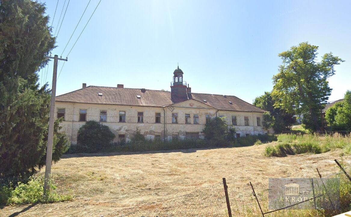 Zemědělský objekt a soubor pozemků 200 HA, Pavlov i Rynárce