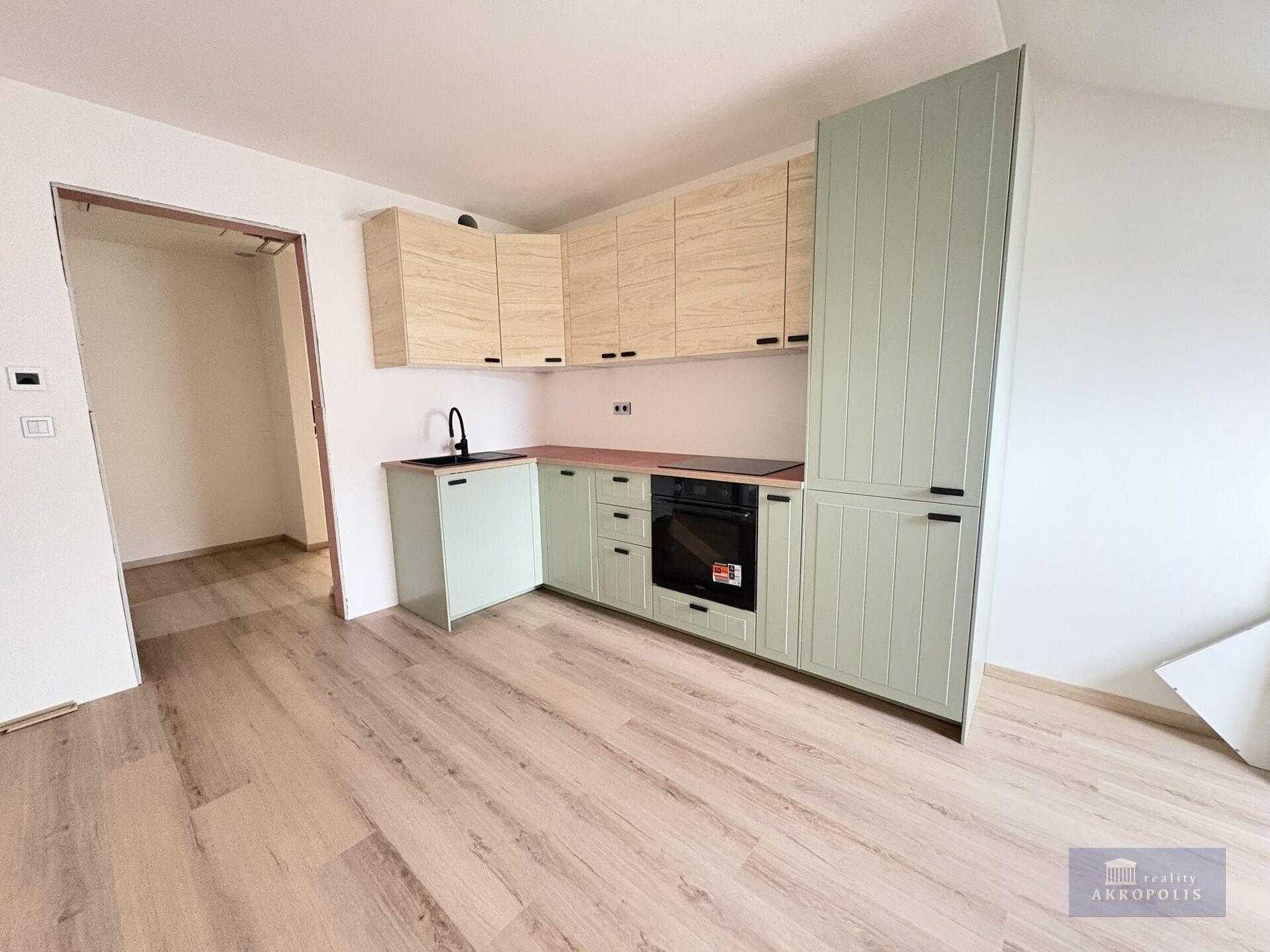 Nabízíme k pronájmu nový půdní byt (č.20) o dispozici 2+kk a vel. 42,6 m2