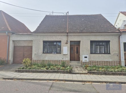 Prodej rodinného domu - Dolní Dunajovice