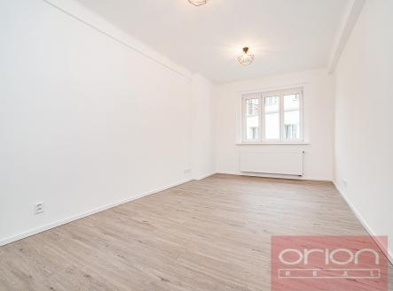 Pronájem bytu, 2+kk, 42 m²