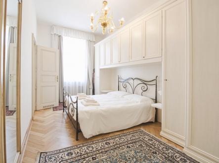 Pronájem bytu, 3+kk, 79 m²