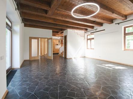 Pronájem bytu, 4+kk, 170 m²