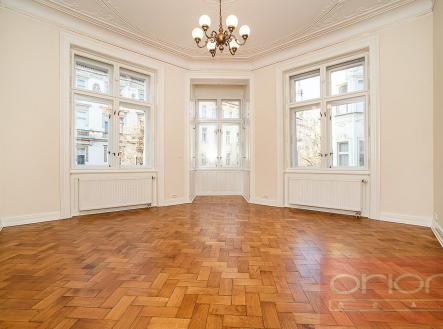 Pronájem bytu, 4+1, 151 m²