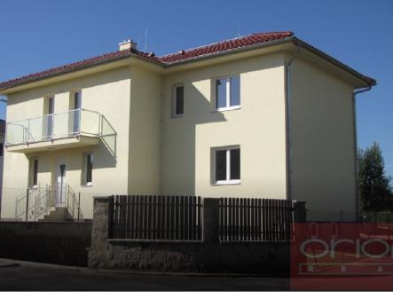 Pronájem domu/vily, 280 m²