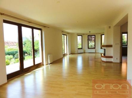 Pronájem domu/vily, 300 m²