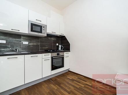 Pronájem bytu, 2+kk, 58 m²