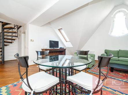 Pronájem bytu, 3+1, 108 m²