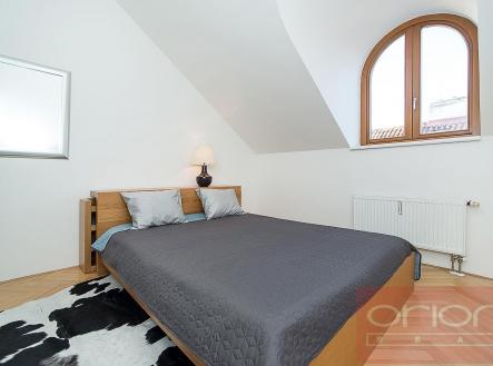 Pronájem bytu, 3+kk, 75 m²