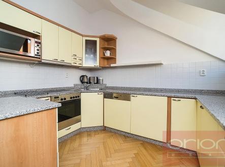 Pronájem bytu, 3+kk, 75 m²