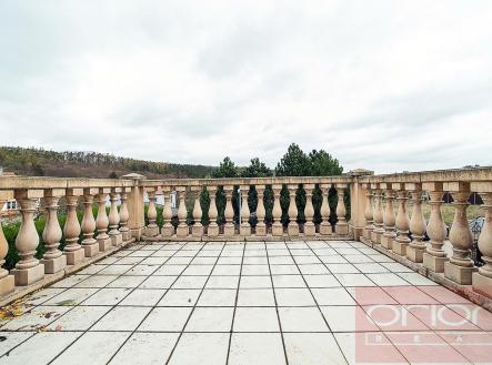 Pronájem domu/vily, 400 m²