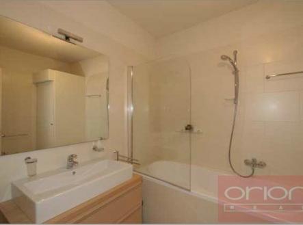 Pronájem bytu, 3+kk, 98 m²