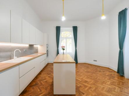 Pronájem bytu, 3+1, 98 m²