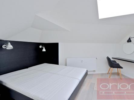 Pronájem bytu, 2+kk, 60 m²