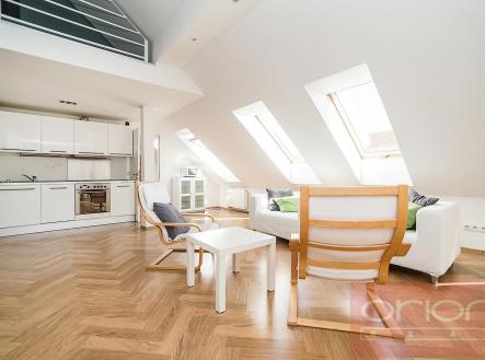Pronájem bytu, 3+kk, 120 m²